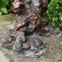Bronzeskulptur "Wachender Adler auf Baumfragment"