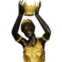 Bronzeskulptur "Junge Prinzessin bringt die Krone"