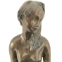 Bronzeakt Alena mit Krug als Wasserspeier
