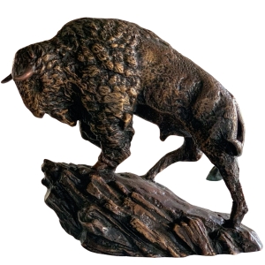 Bronzeskulptur "Bison auf Fels"