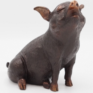 Freisteller der Bronzeskulptur "Kleines Ferkel"