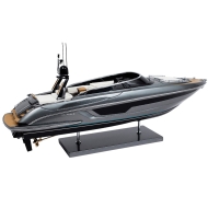 Riva Rivale Bootsmodell Steuerbord