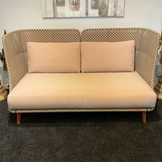 DEDON MBARQ 3er-Sofa in chestnut inkl. Kissen - Ausstellungsstück